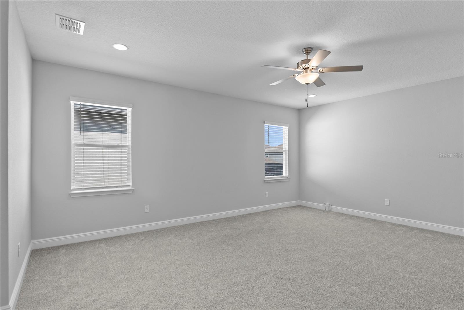 Image 35 of 53 For 15373 Lake Killarney Court