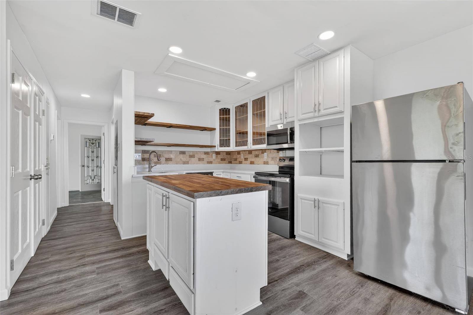 Image 10 of 23 For 1935 Conway Road F6