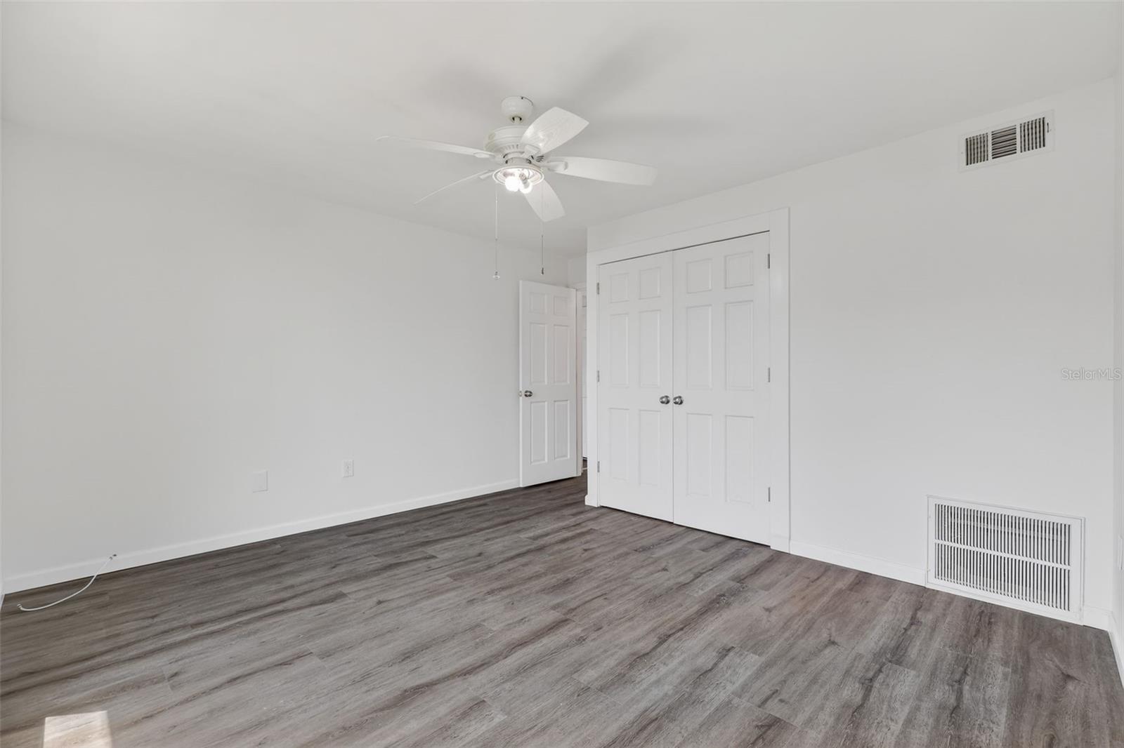 Image 13 of 23 For 1935 Conway Road F6