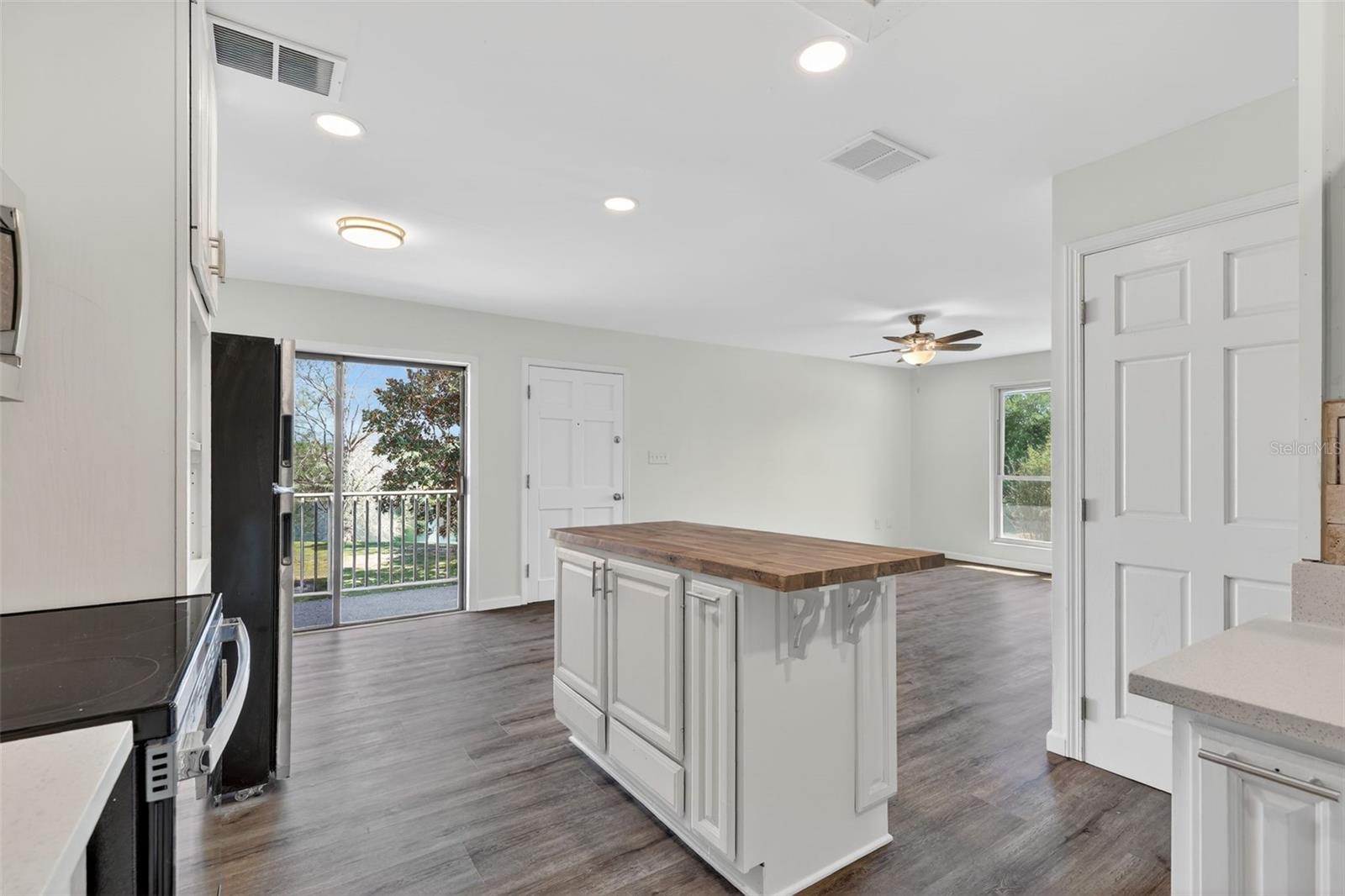 Image 6 of 23 For 1935 Conway Road F6