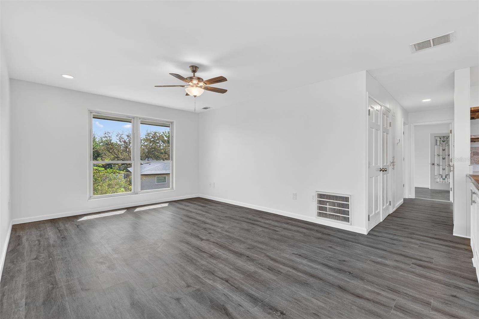 Image 9 of 23 For 1935 Conway Road F6