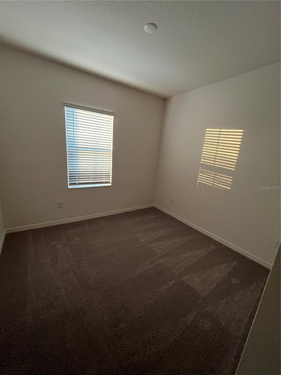 Image 10 of 19 For 1500 Silver Lining Way