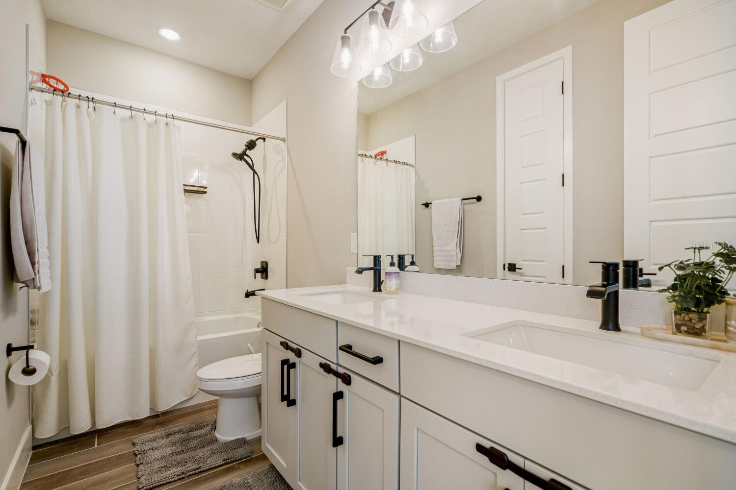 Image 24 of 28 For 5210 Citrus Leaf Boulevard