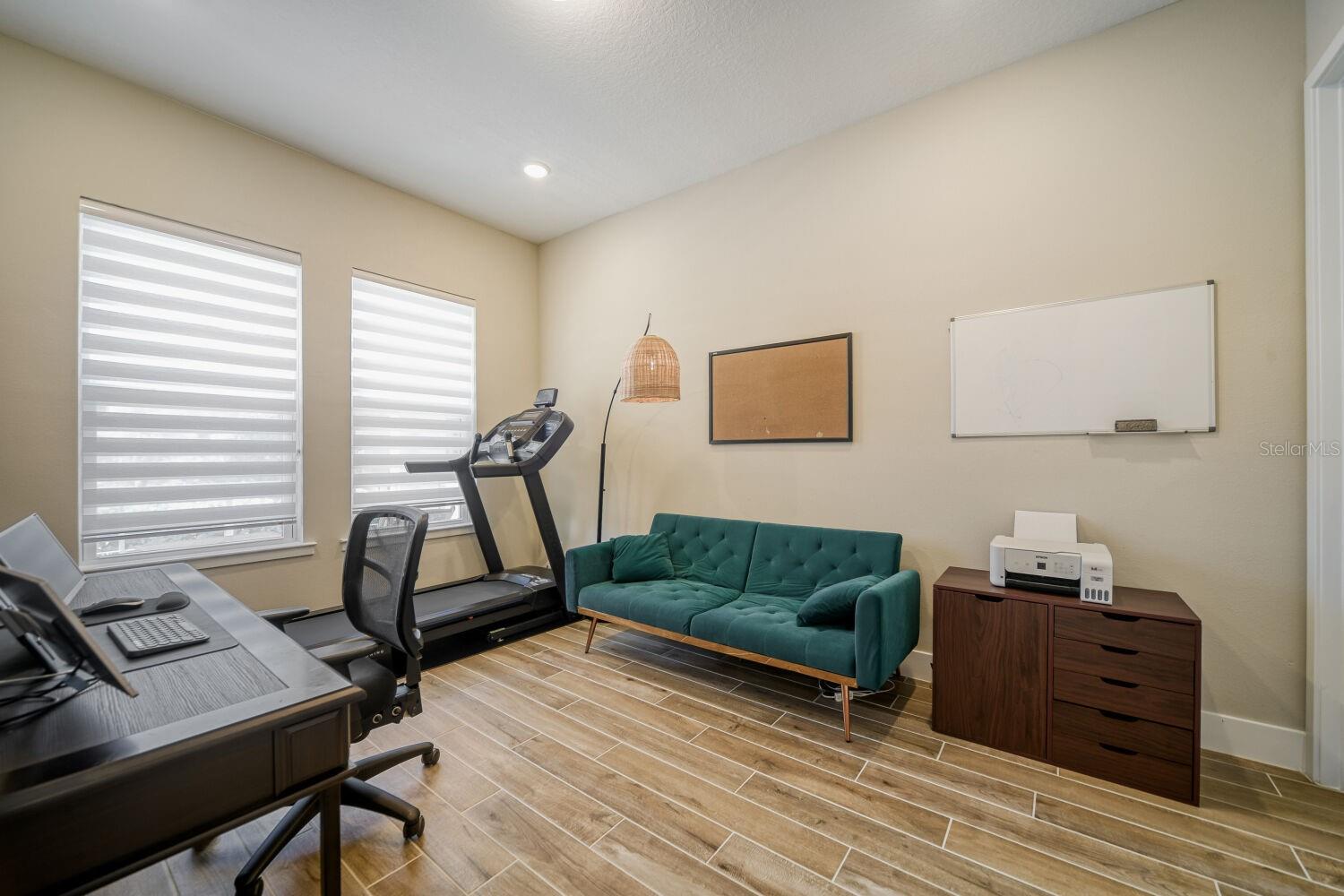 Image 8 of 28 For 5210 Citrus Leaf Boulevard