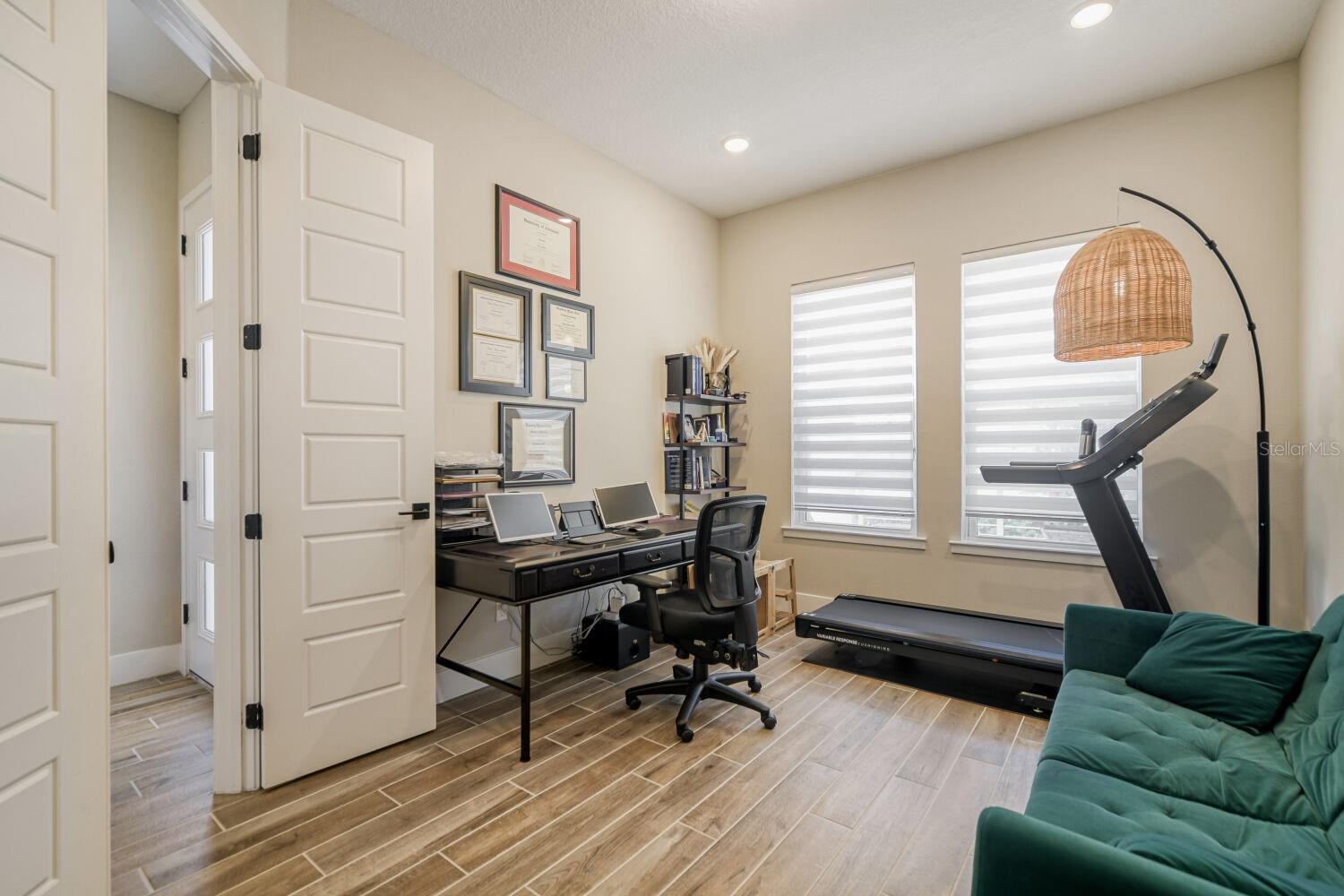 Image 9 of 28 For 5210 Citrus Leaf Boulevard