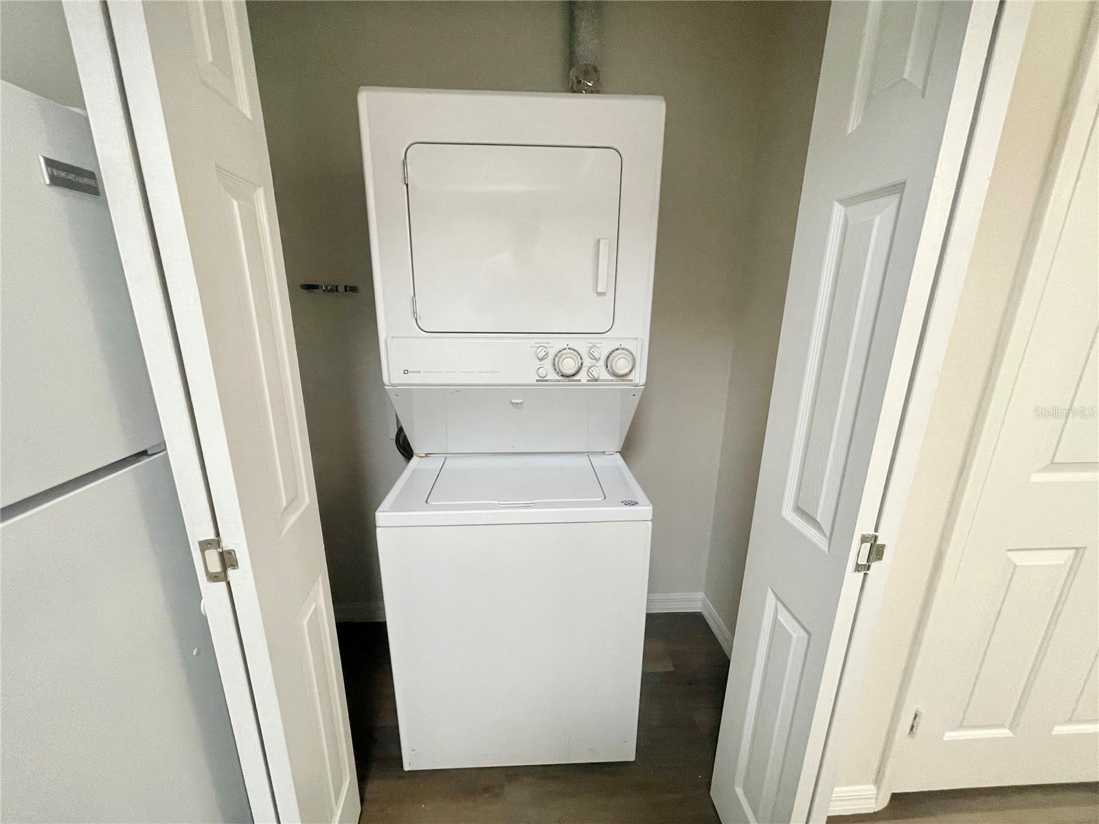 Image 18 of 23 For 80 Windtree Lane 203