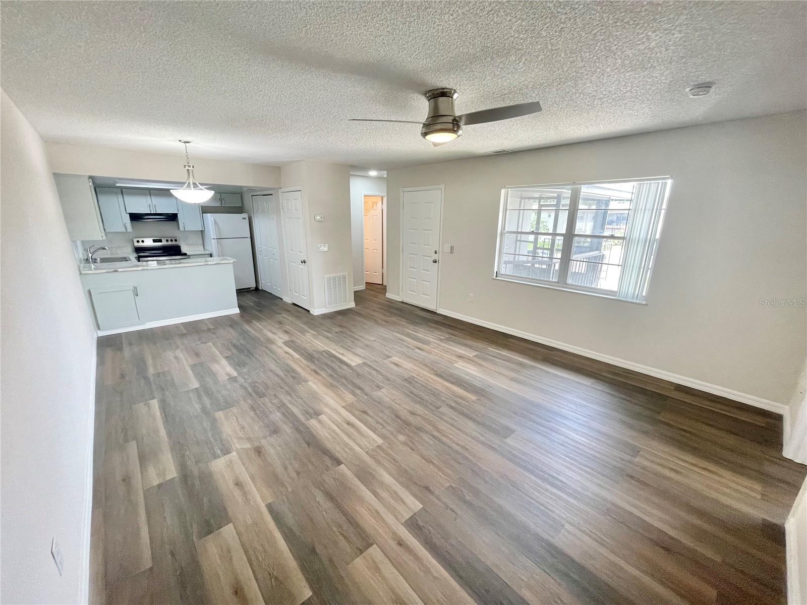 Image 5 of 23 For 80 Windtree Lane 203