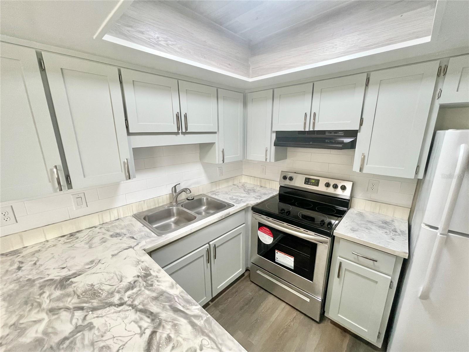 Image 9 of 23 For 80 Windtree Lane 203