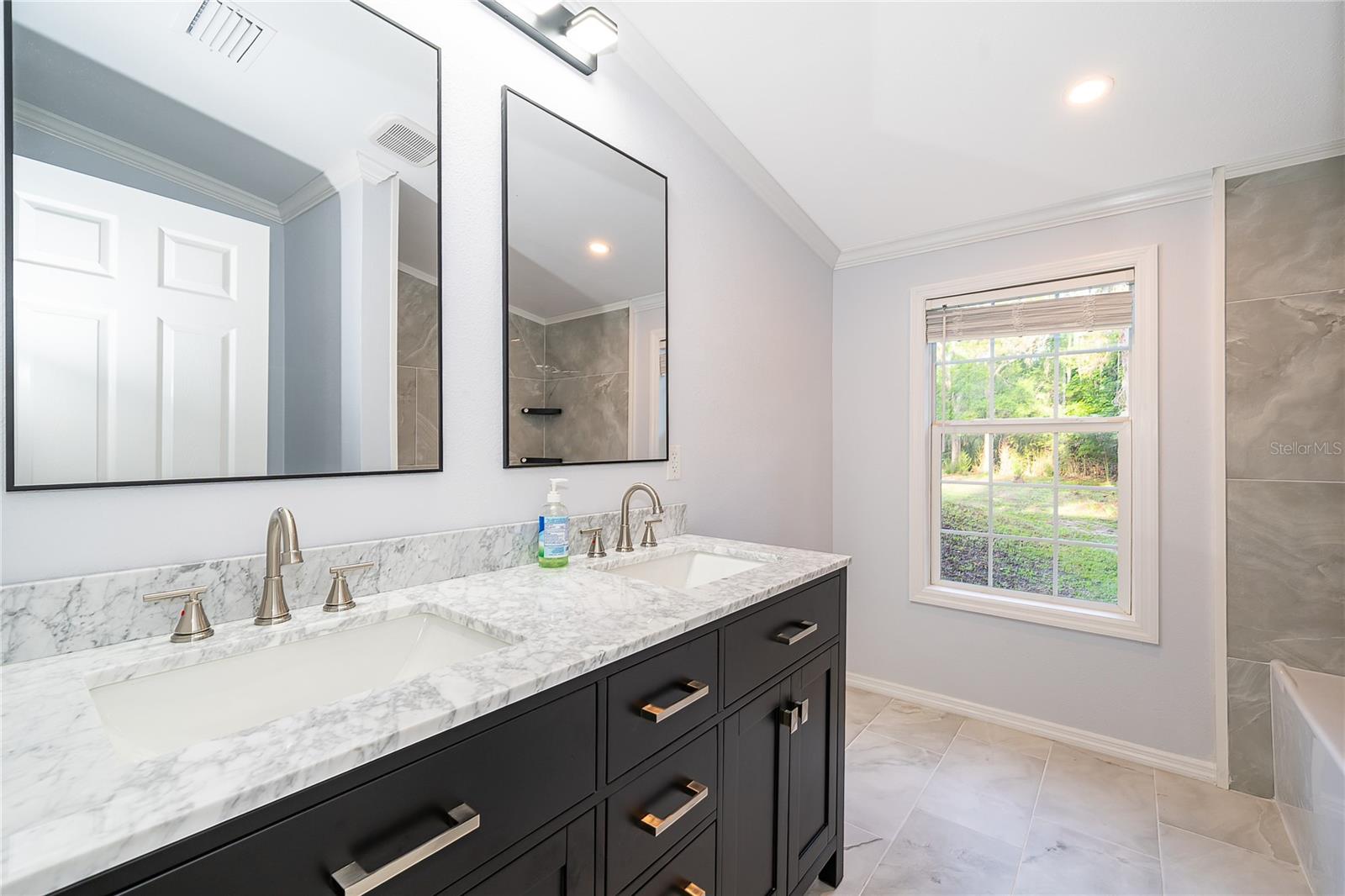 Image 20 of 43 For 1116 Cupid Avenue