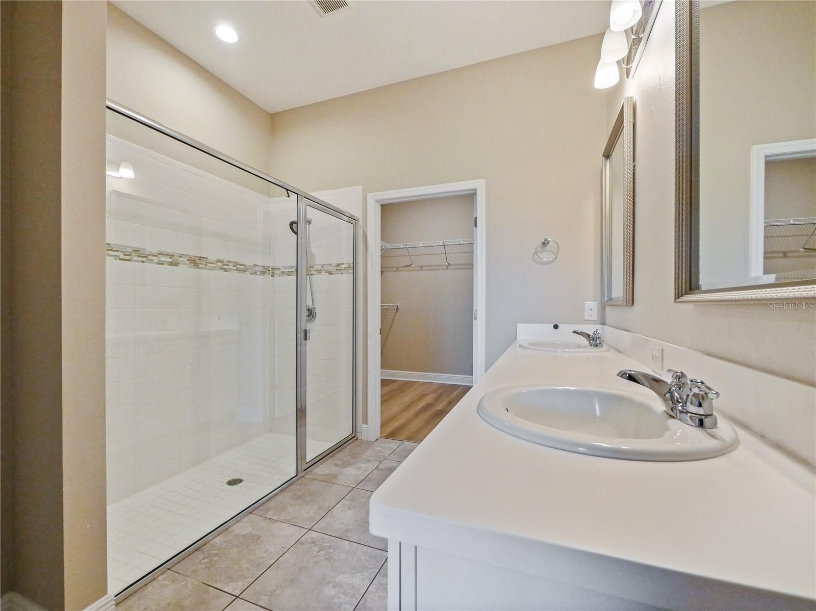 Image 26 of 39 For 1064 Grand Hilltop Drive