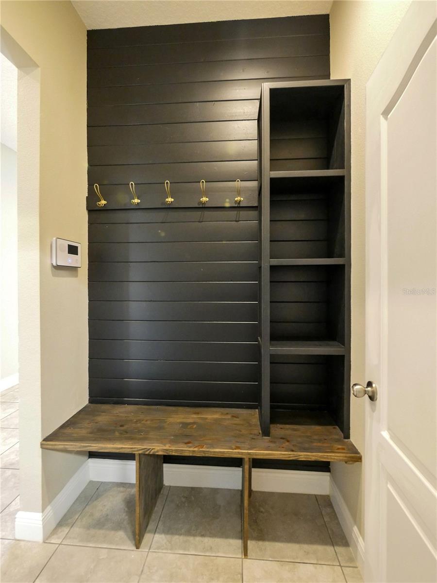 Image 5 of 39 For 1064 Grand Hilltop Drive