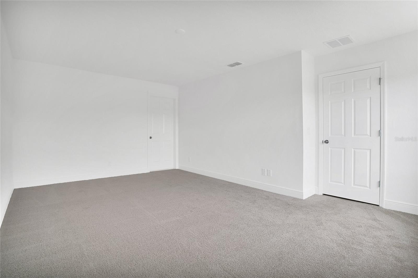 Image 12 of 28 For 7842 Syracuse Drive