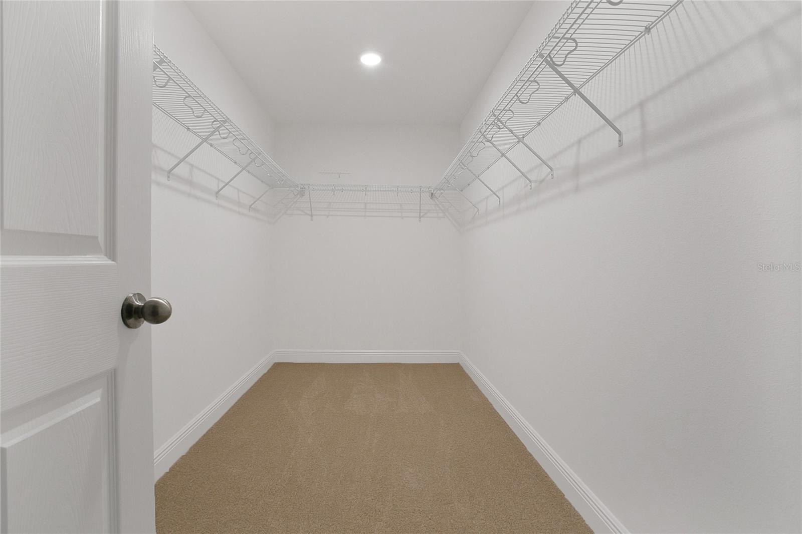 Image 13 of 28 For 7842 Syracuse Drive