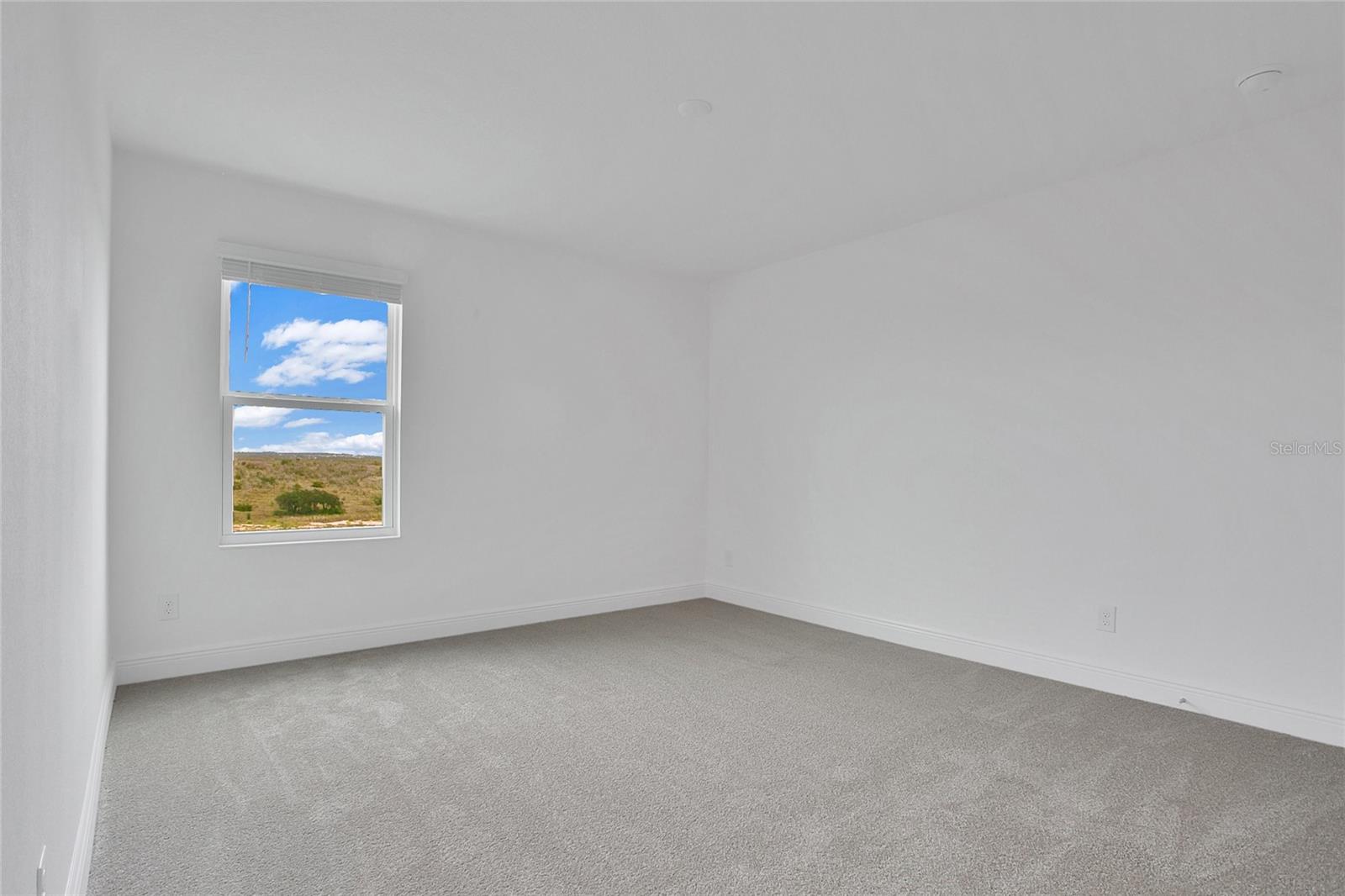 Image 21 of 28 For 7842 Syracuse Drive