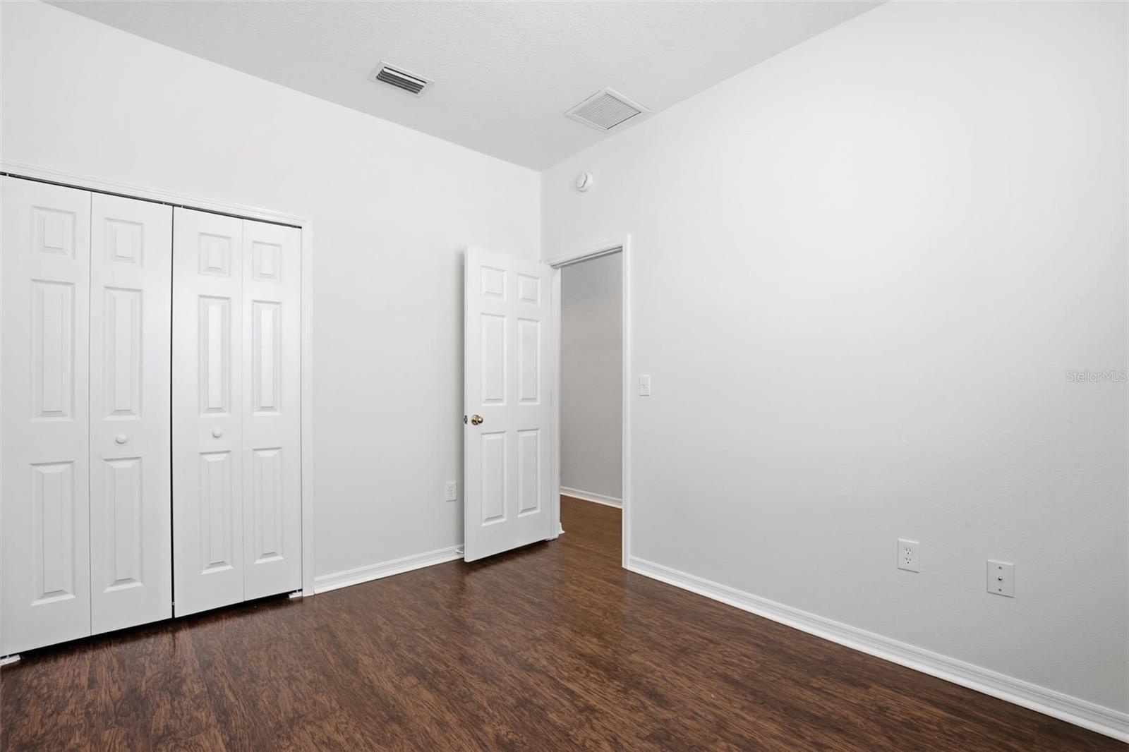 Image 21 of 30 For 5751 Autumn Shire Drive