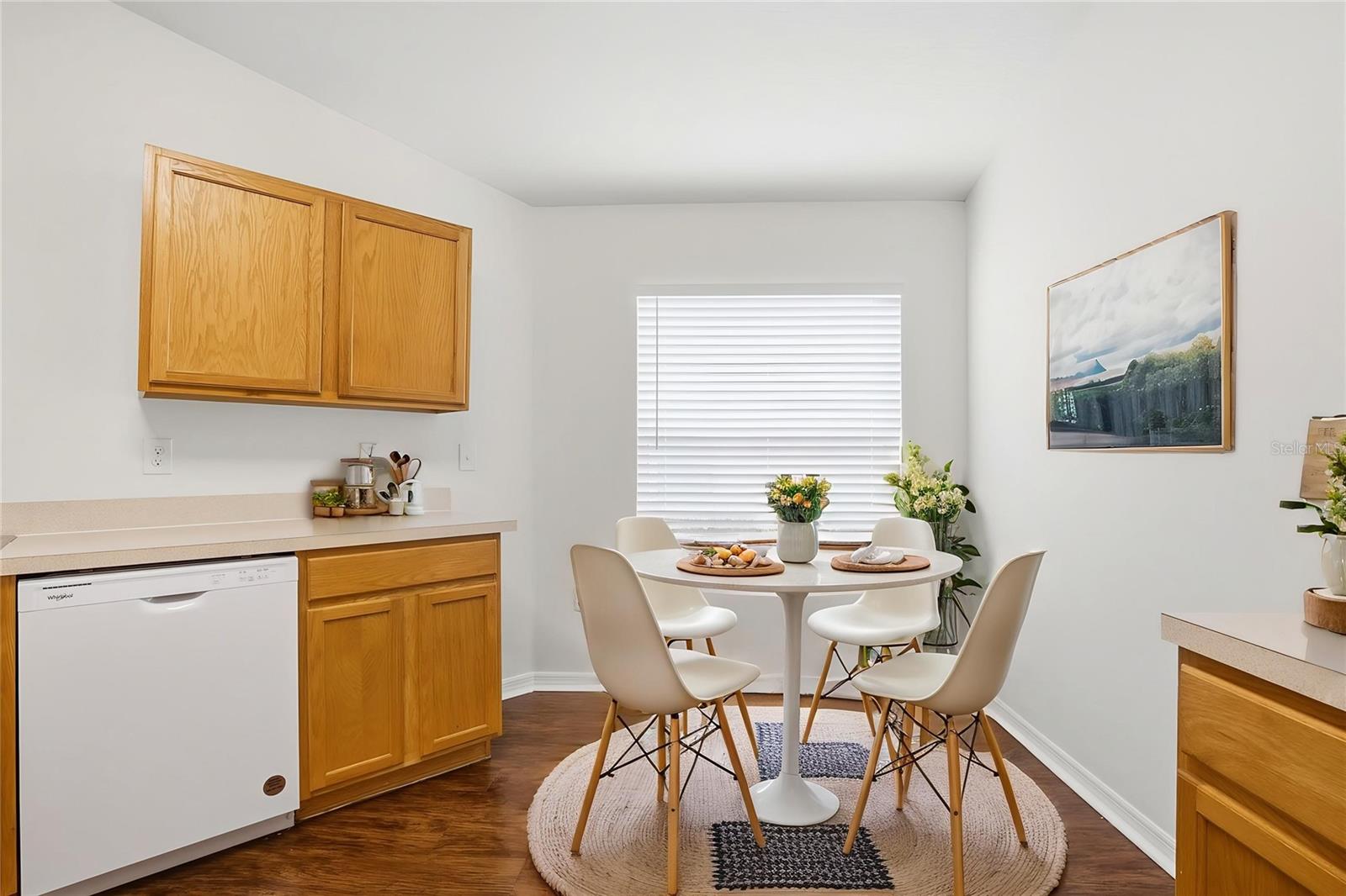 Image 4 of 30 For 5751 Autumn Shire Drive