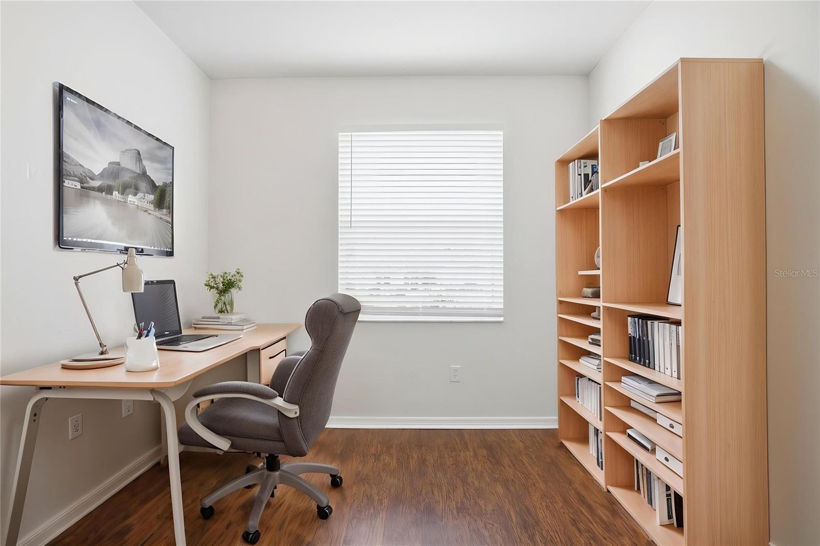 Image 5 of 30 For 5751 Autumn Shire Drive