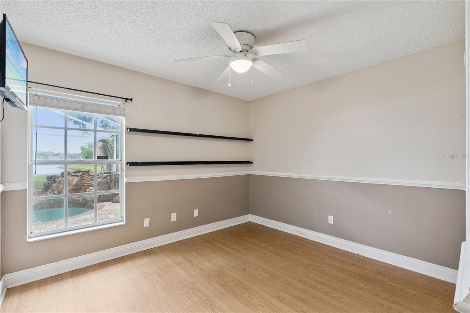 Image 17 of 58 For 12406 Harney Drive