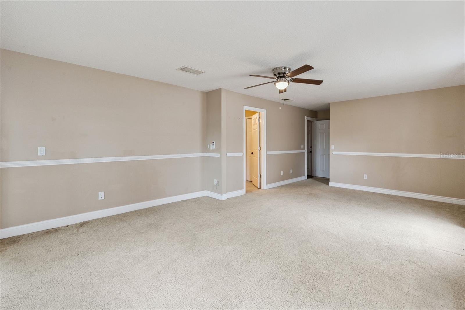 Image 22 of 58 For 12406 Harney Drive