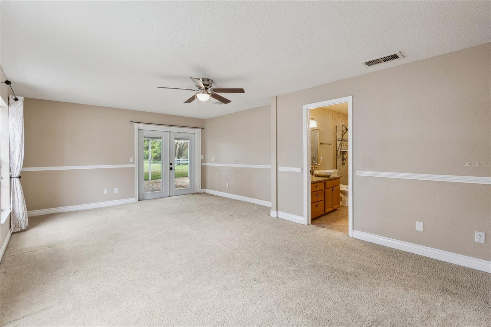 Image 23 of 58 For 12406 Harney Drive