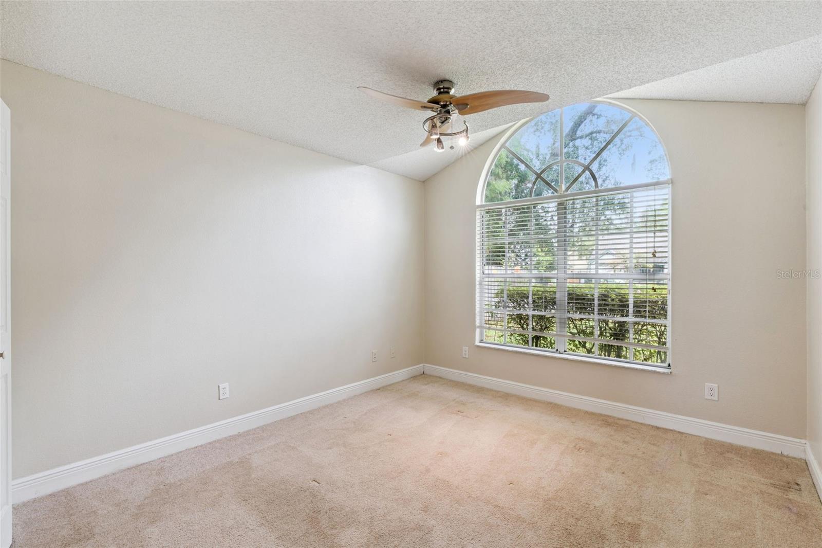 Image 25 of 58 For 12406 Harney Drive