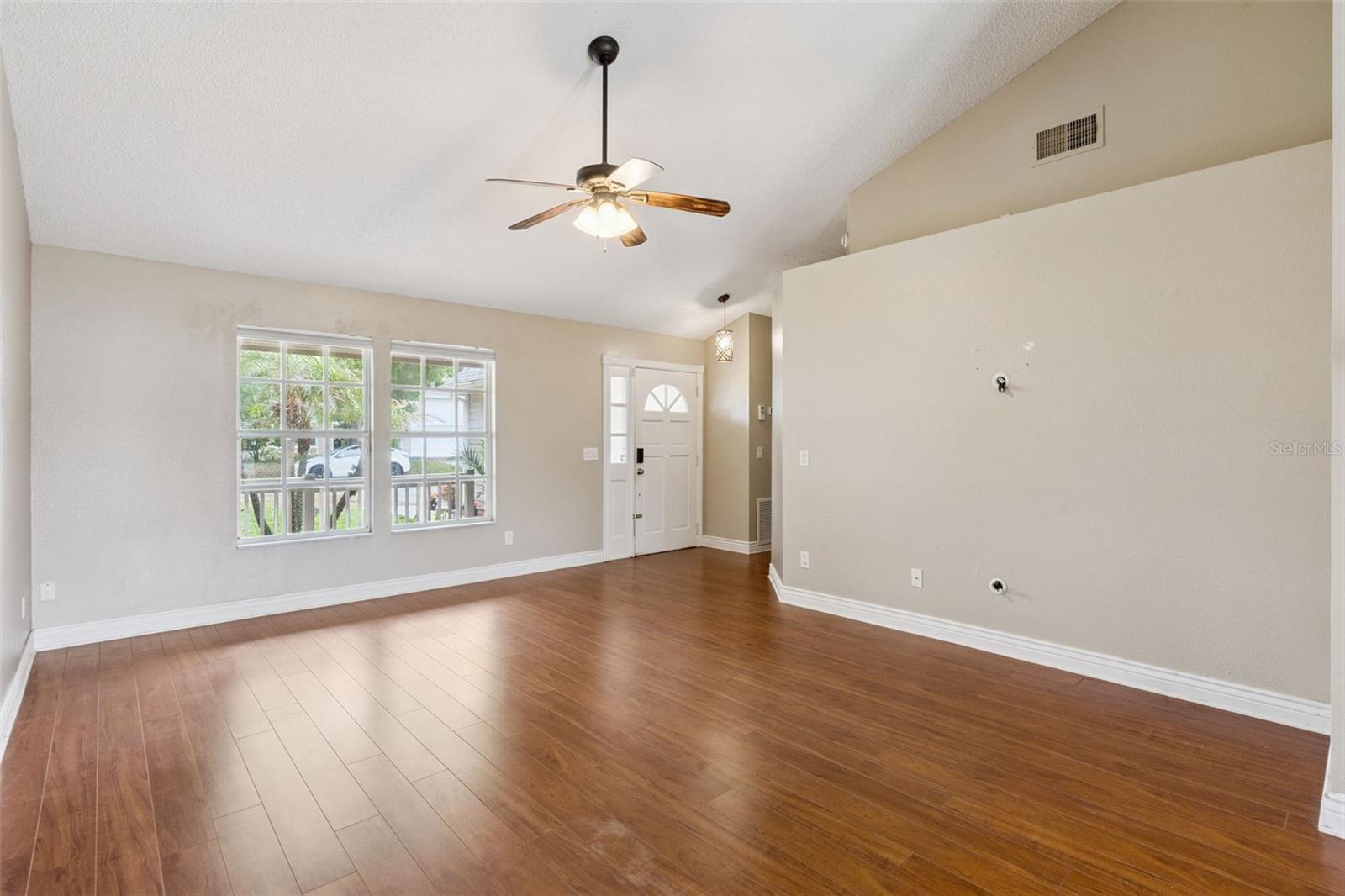 Image 4 of 58 For 12406 Harney Drive