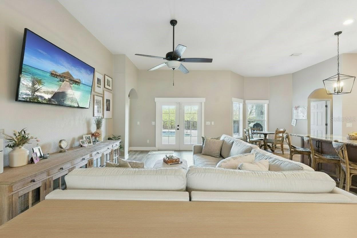 Image 19 of 71 For 16805 Beauclaire Court