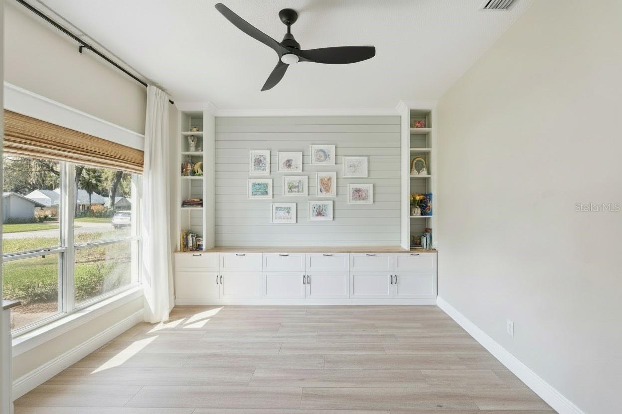 Image 35 of 71 For 16805 Beauclaire Court