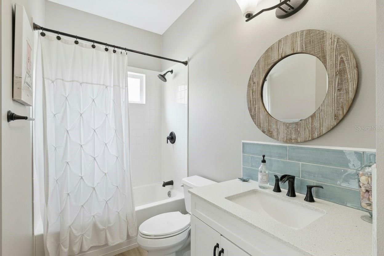 Image 38 of 71 For 16805 Beauclaire Court