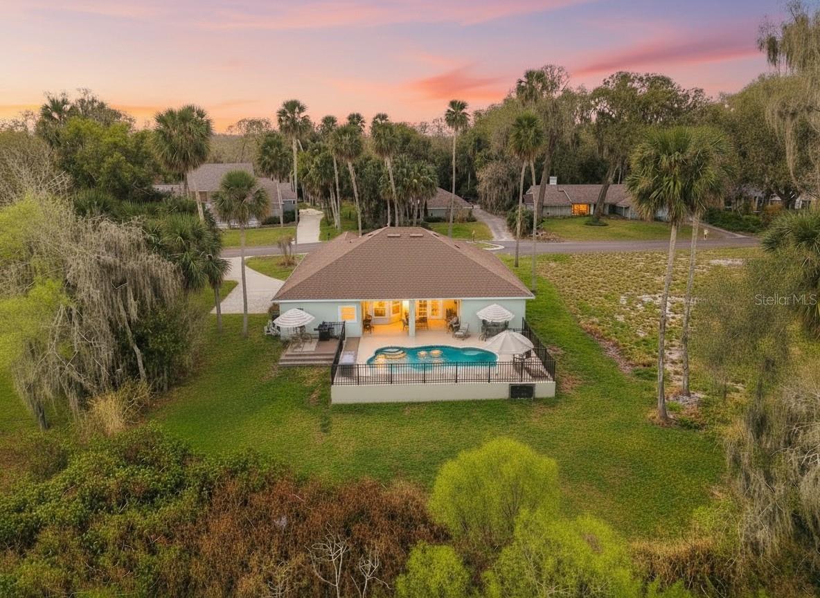 Image 42 of 71 For 16805 Beauclaire Court