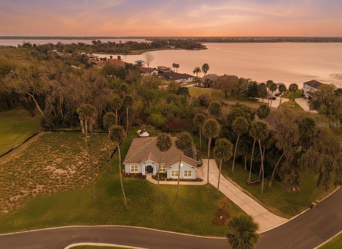 Image 43 of 71 For 16805 Beauclaire Court