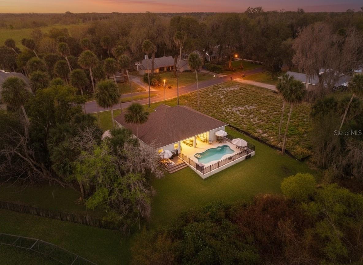 Image 5 of 71 For 16805 Beauclaire Court