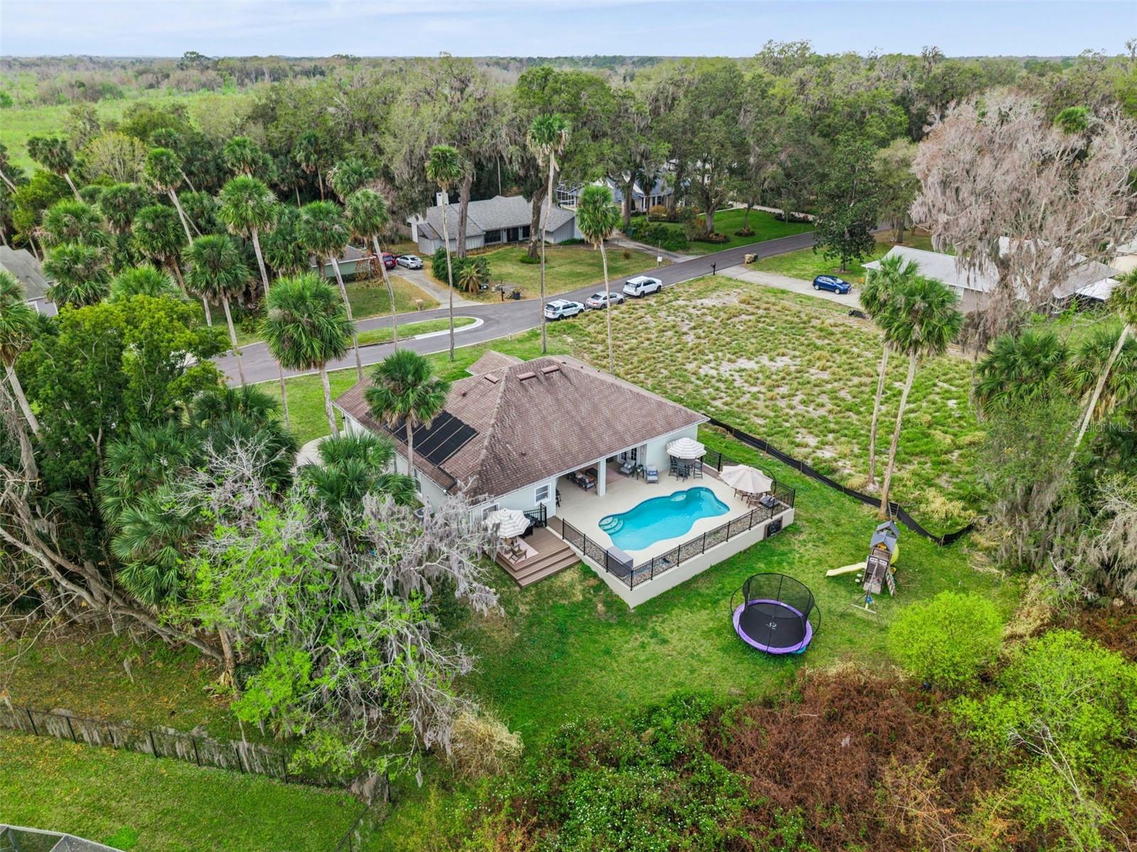 Image 58 of 71 For 16805 Beauclaire Court