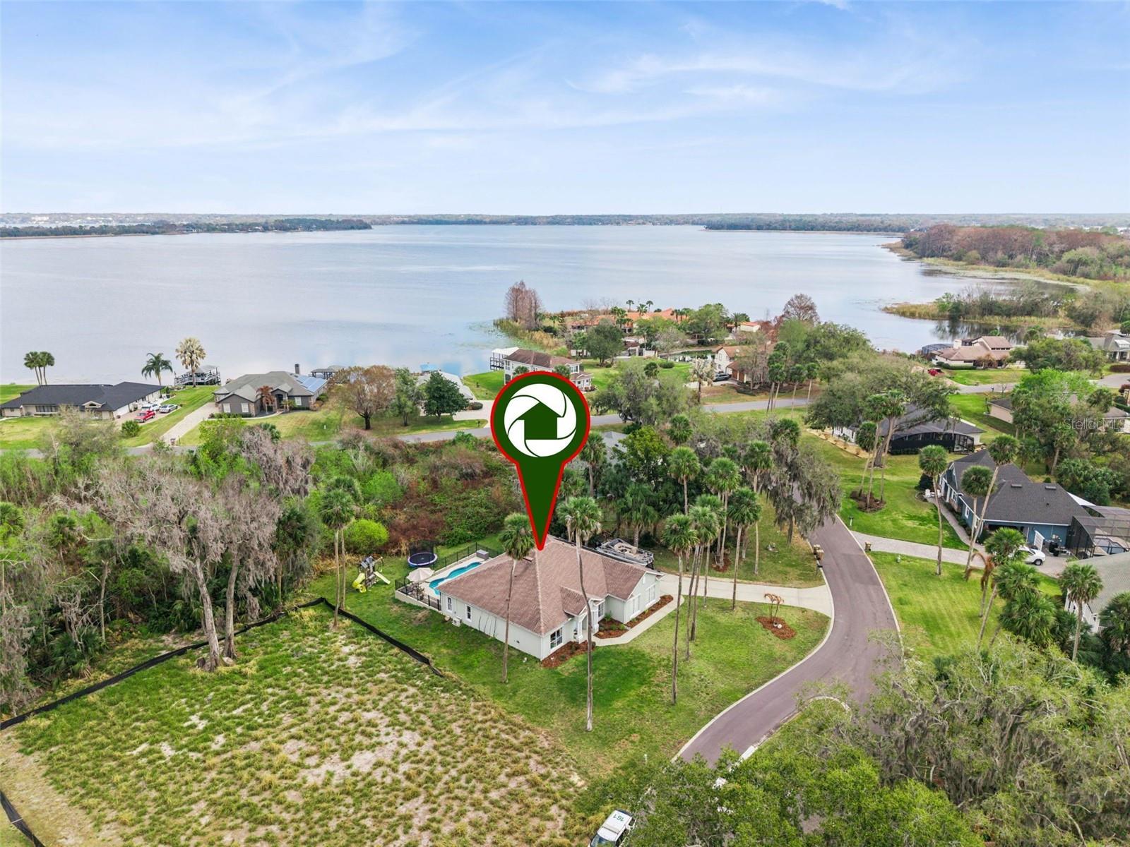 Image 62 of 71 For 16805 Beauclaire Court