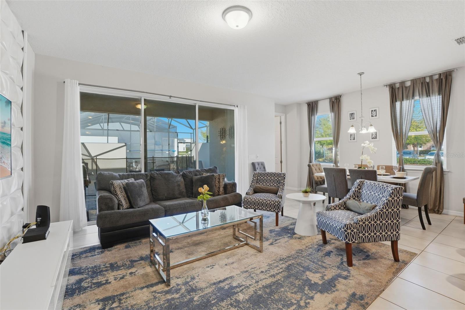 Image 10 of 66 For 1570 Carey Palm Circle