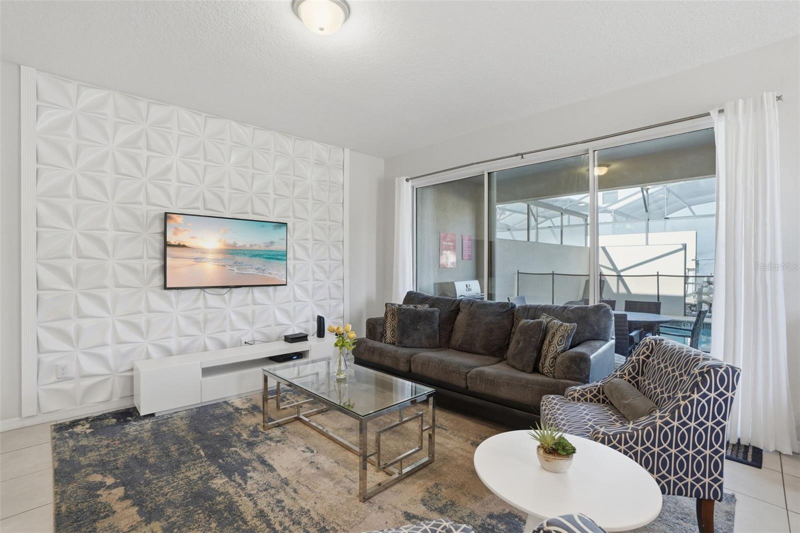 Image 12 of 66 For 1570 Carey Palm Circle