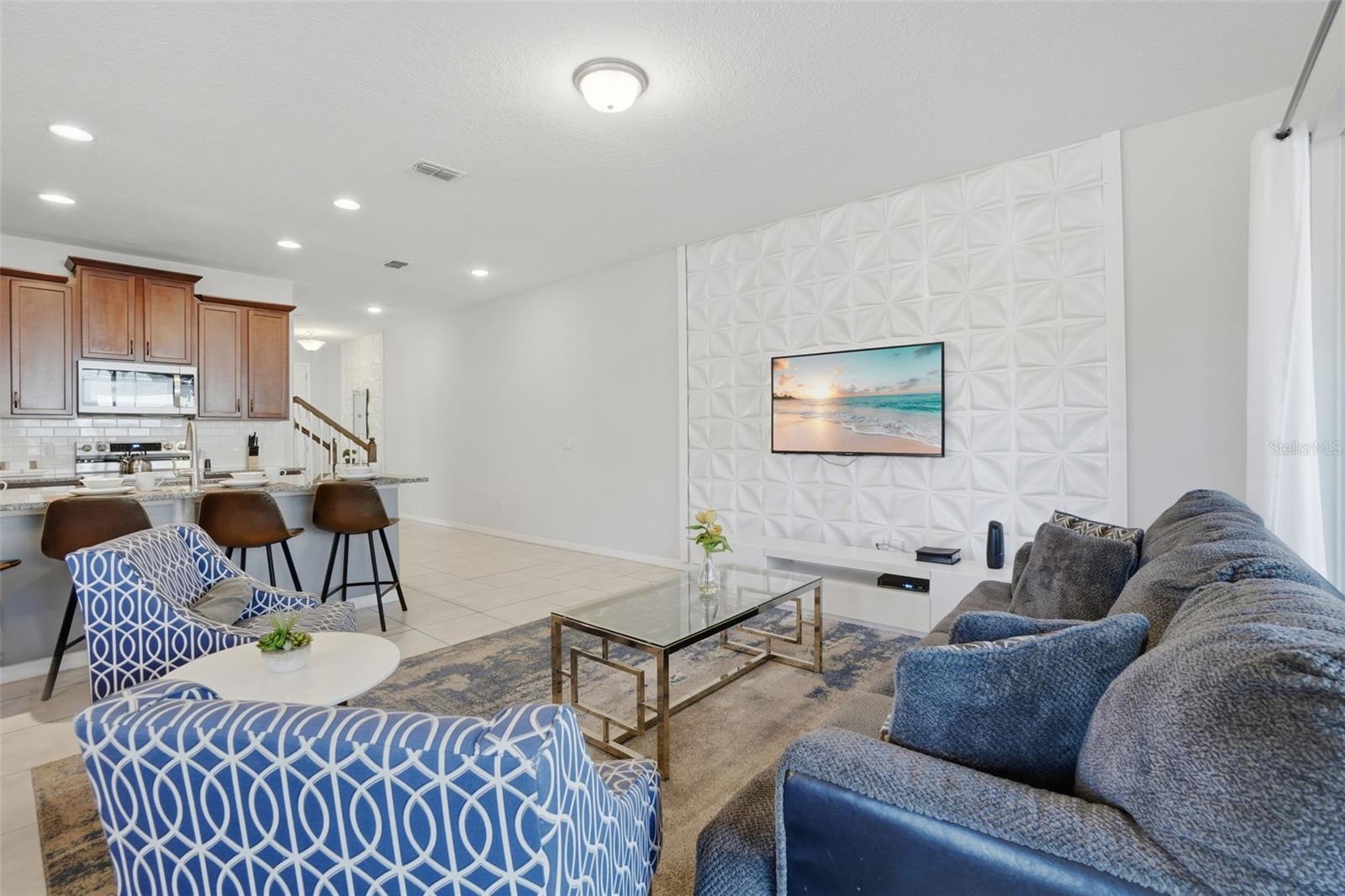 Image 13 of 66 For 1570 Carey Palm Circle