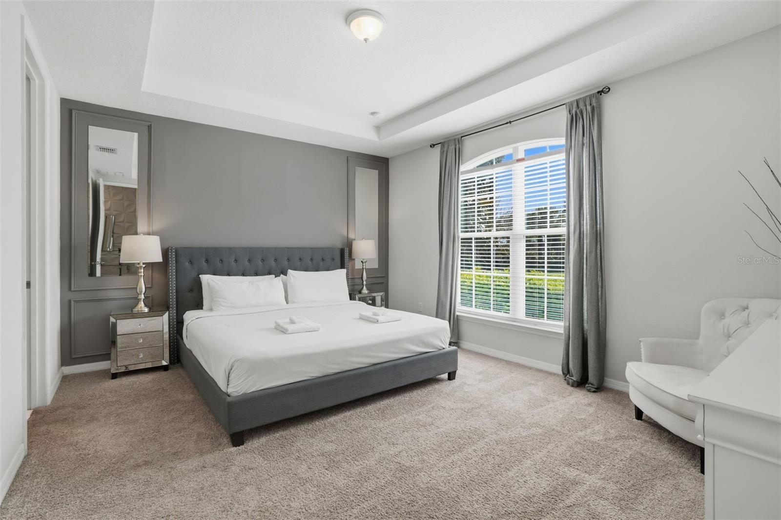 Image 16 of 66 For 1570 Carey Palm Circle