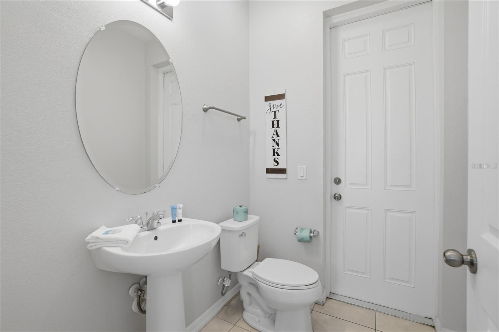 Image 20 of 66 For 1570 Carey Palm Circle