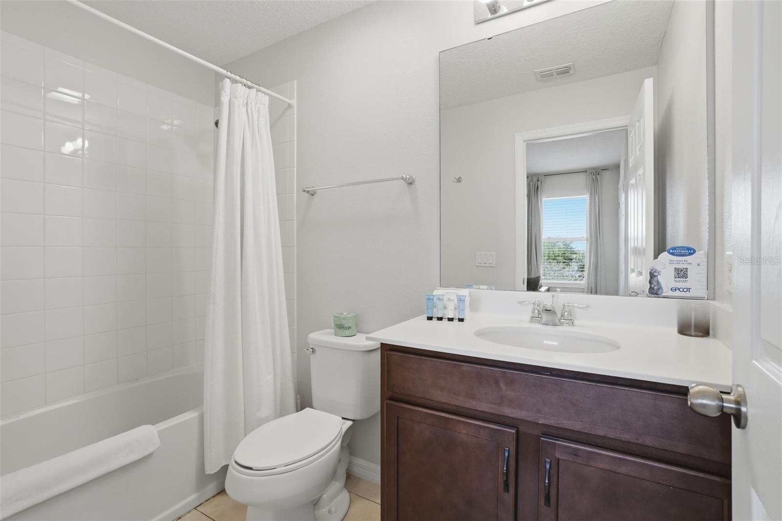 Image 29 of 66 For 1570 Carey Palm Circle