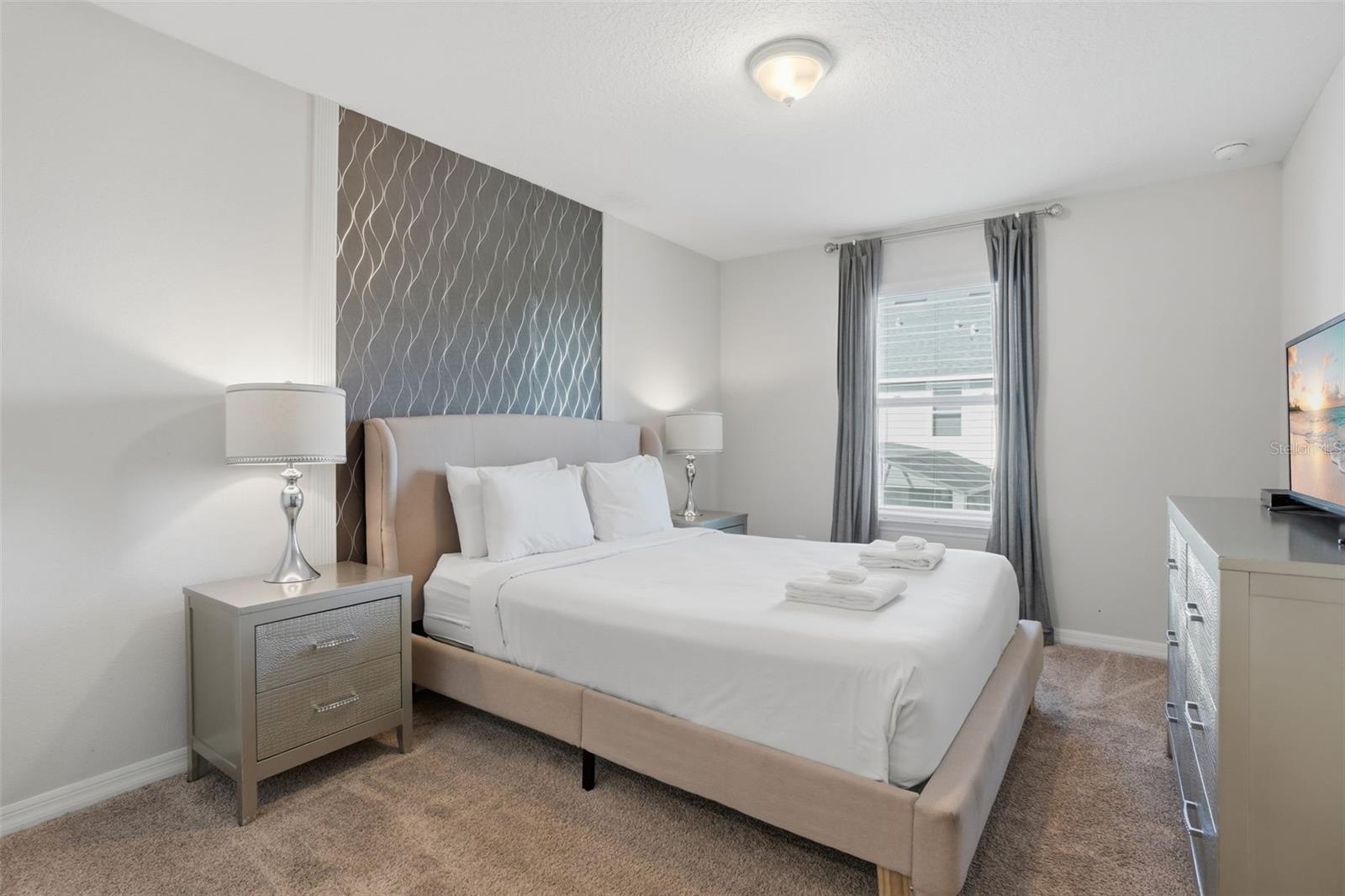 Image 36 of 66 For 1570 Carey Palm Circle