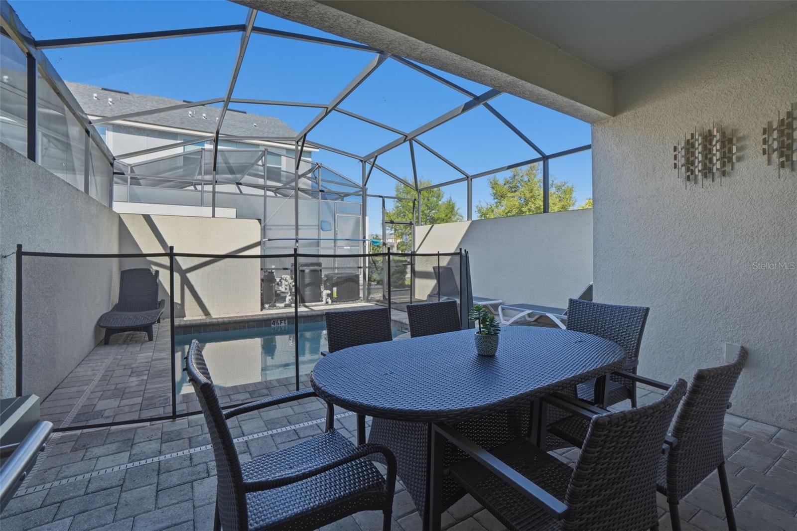 Image 41 of 66 For 1570 Carey Palm Circle