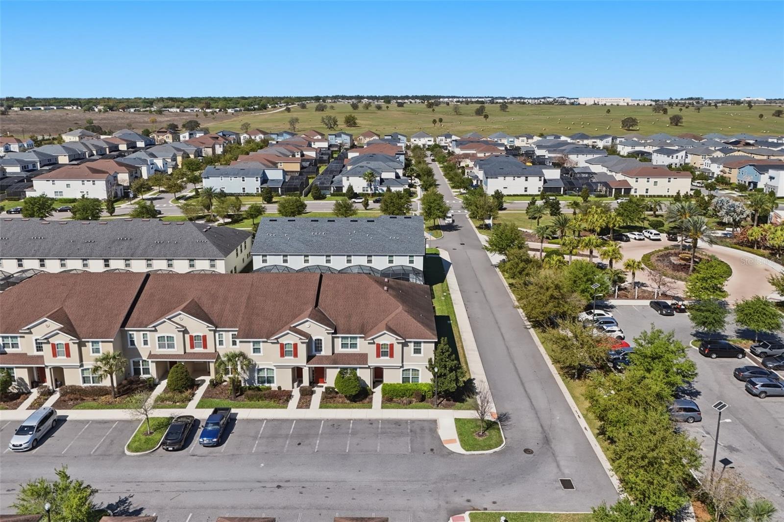 Image 47 of 66 For 1570 Carey Palm Circle