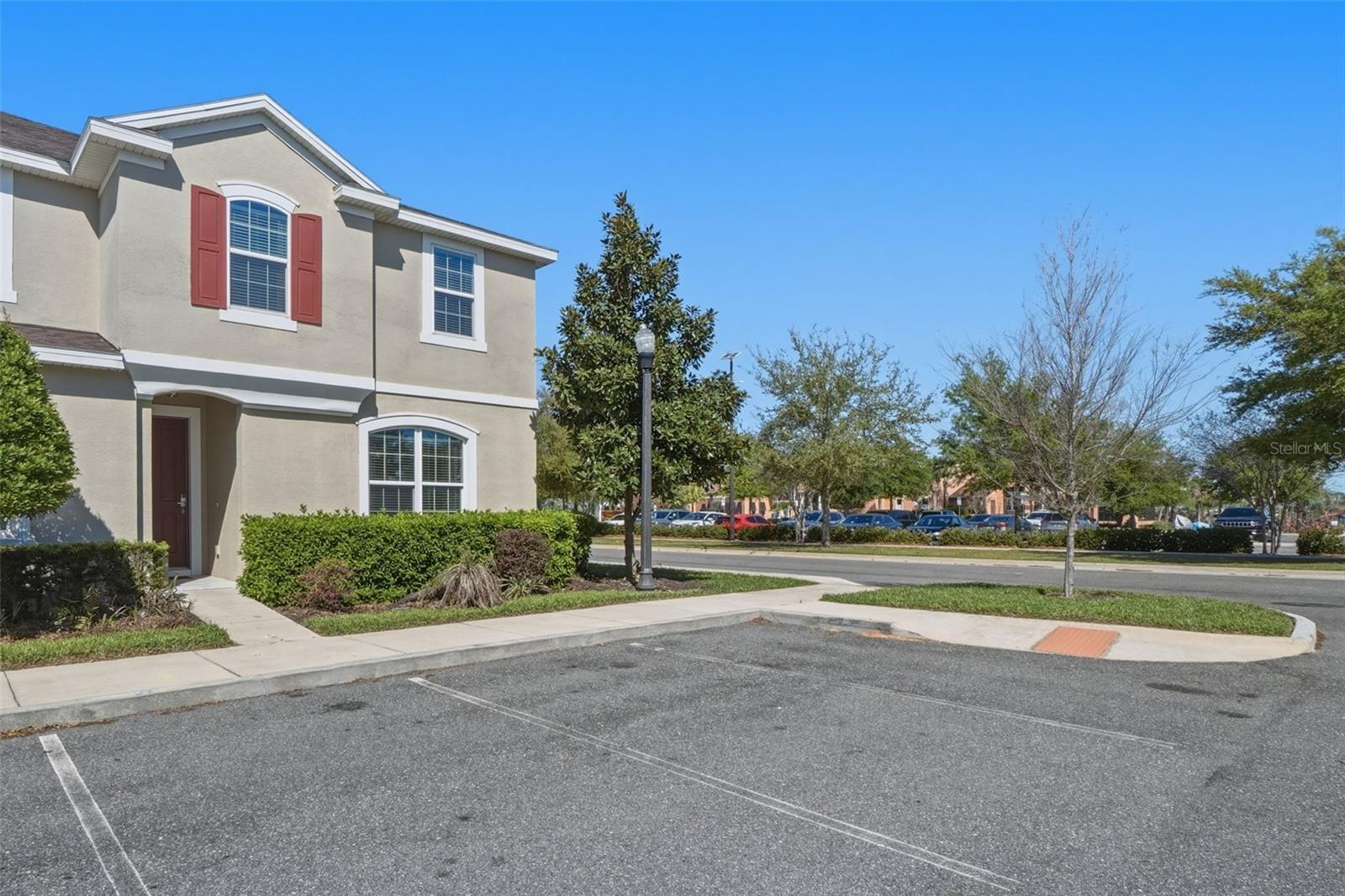 Image 5 of 66 For 1570 Carey Palm Circle