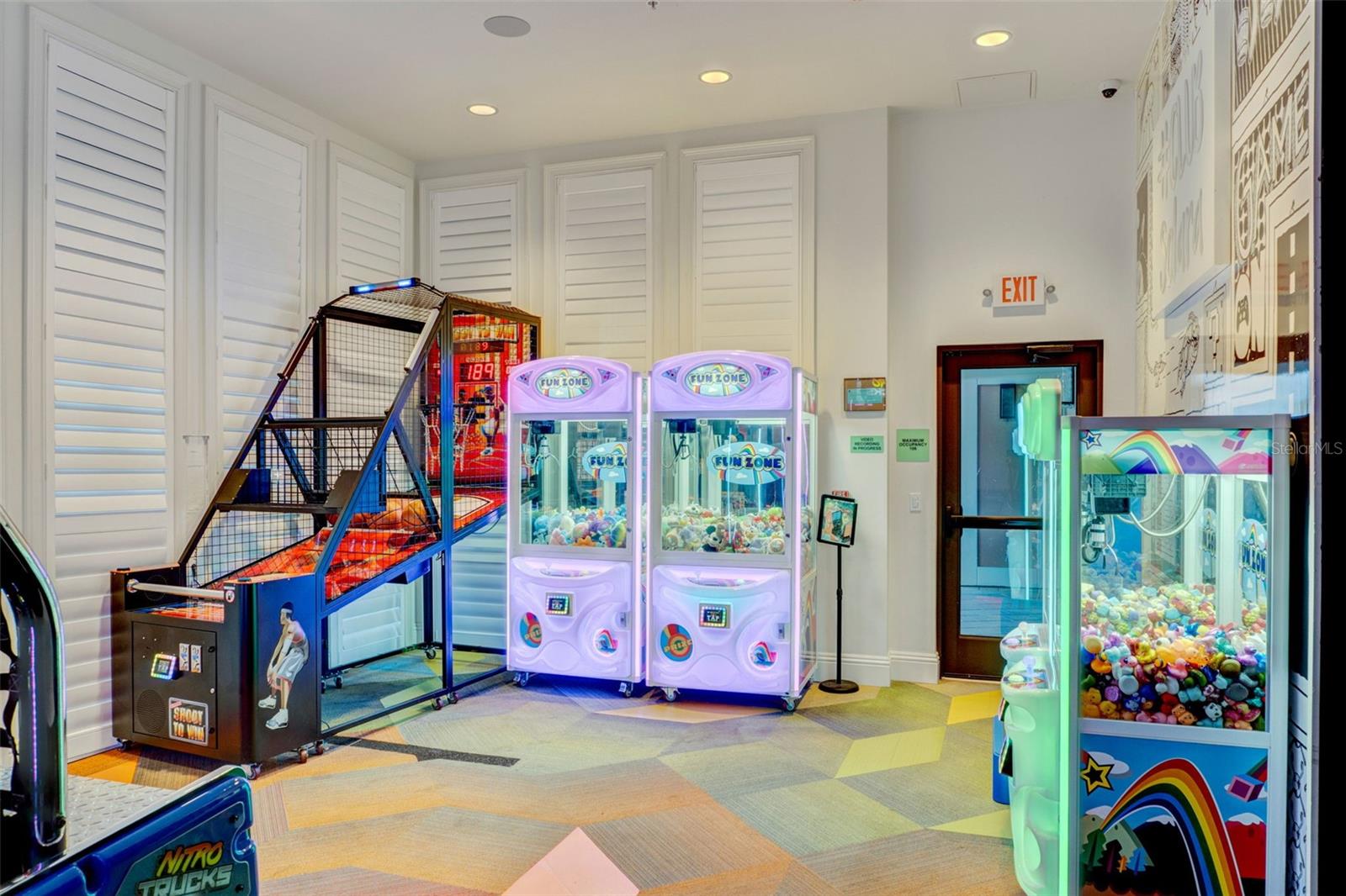 Image 65 of 66 For 1570 Carey Palm Circle