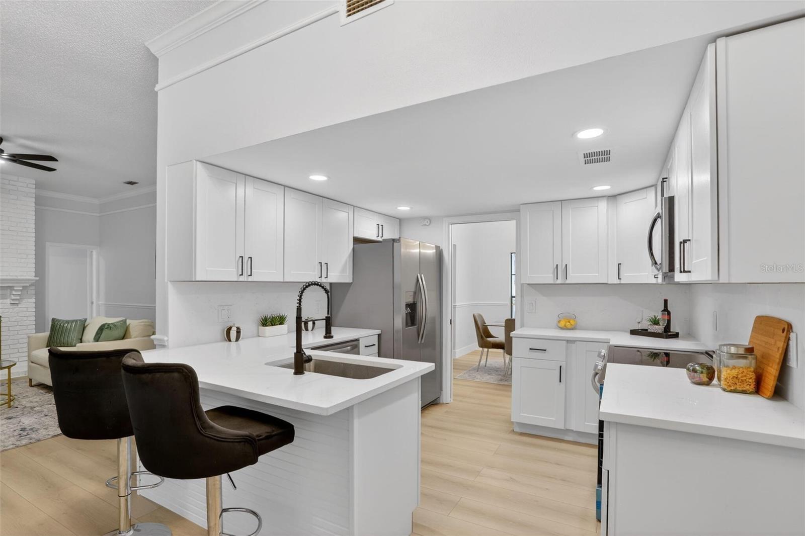 Image 12 of 36 For 216 Thistlewood Circle