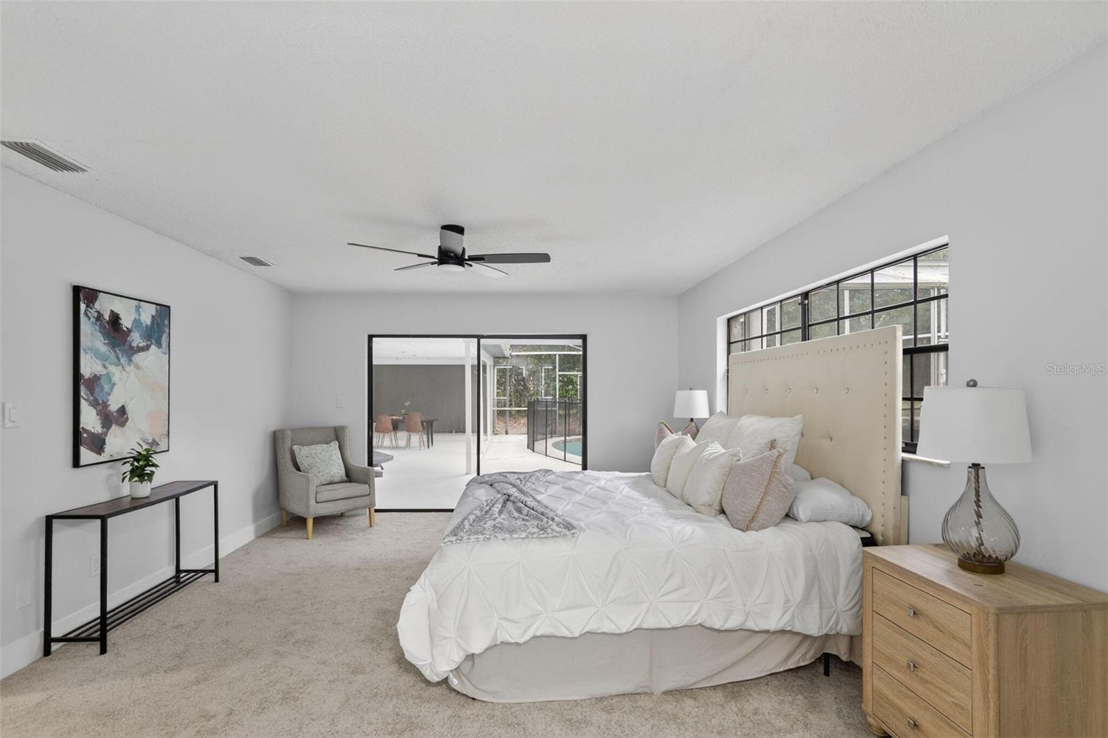 Image 17 of 36 For 216 Thistlewood Circle