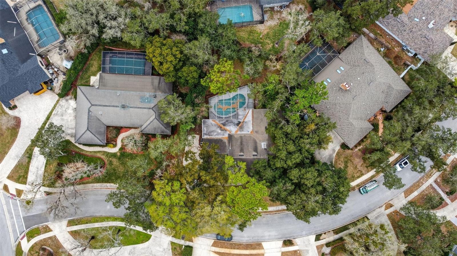 Image 30 of 36 For 216 Thistlewood Circle