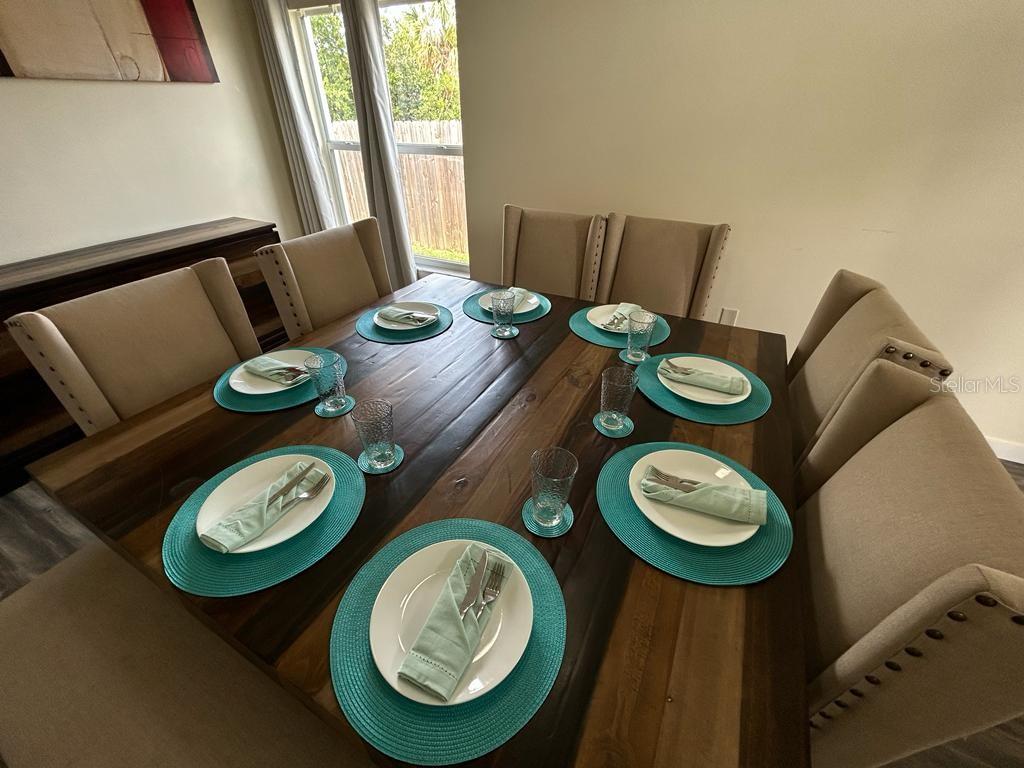 Image 15 of 17 For 8825 Kensington Court