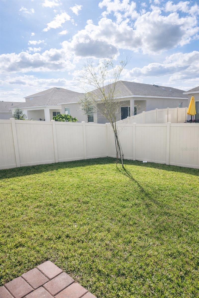 Image 14 of 19 For 4450 Rapallo Avenue